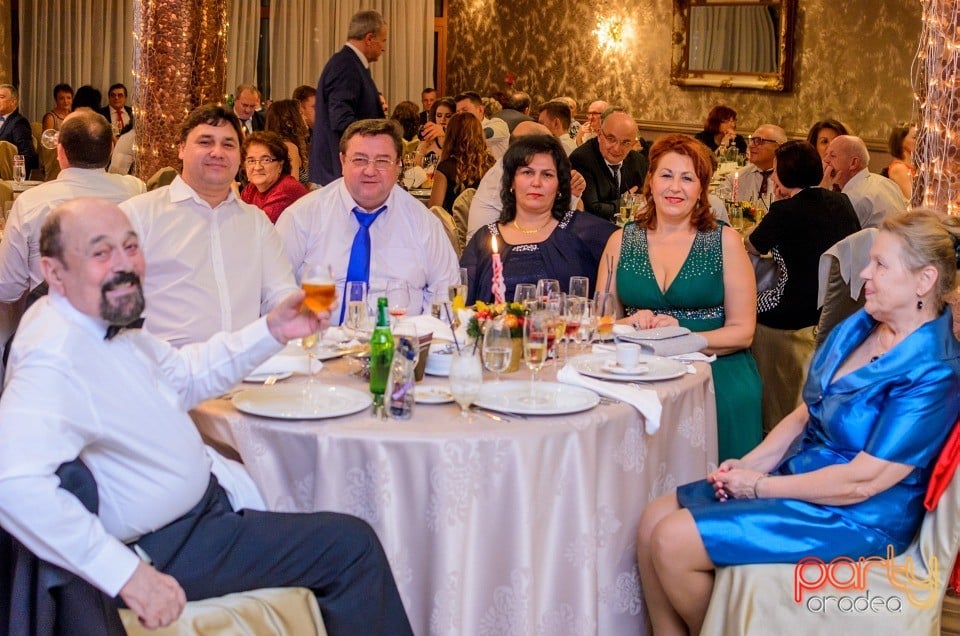 Revelion la Hotel Internaţional, Hotel Internaţional