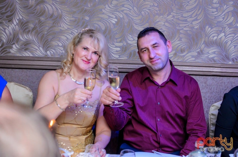 Revelion la Hotel Internaţional, Hotel Internaţional