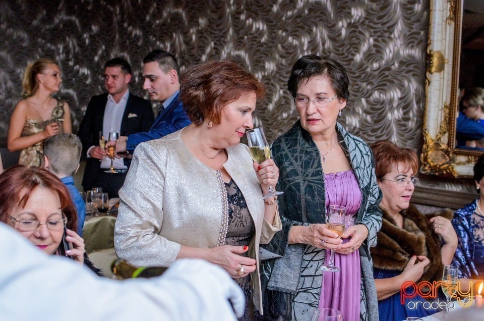 Revelion la Hotel Internaţional, Hotel Internaţional