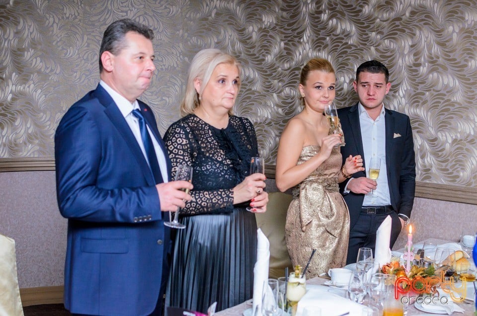 Revelion la Hotel Internaţional, Hotel Internaţional
