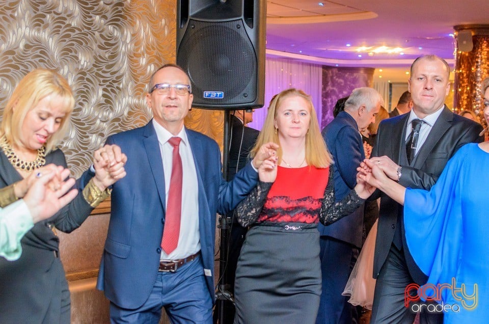Revelion la Hotel Internaţional, Hotel Internaţional