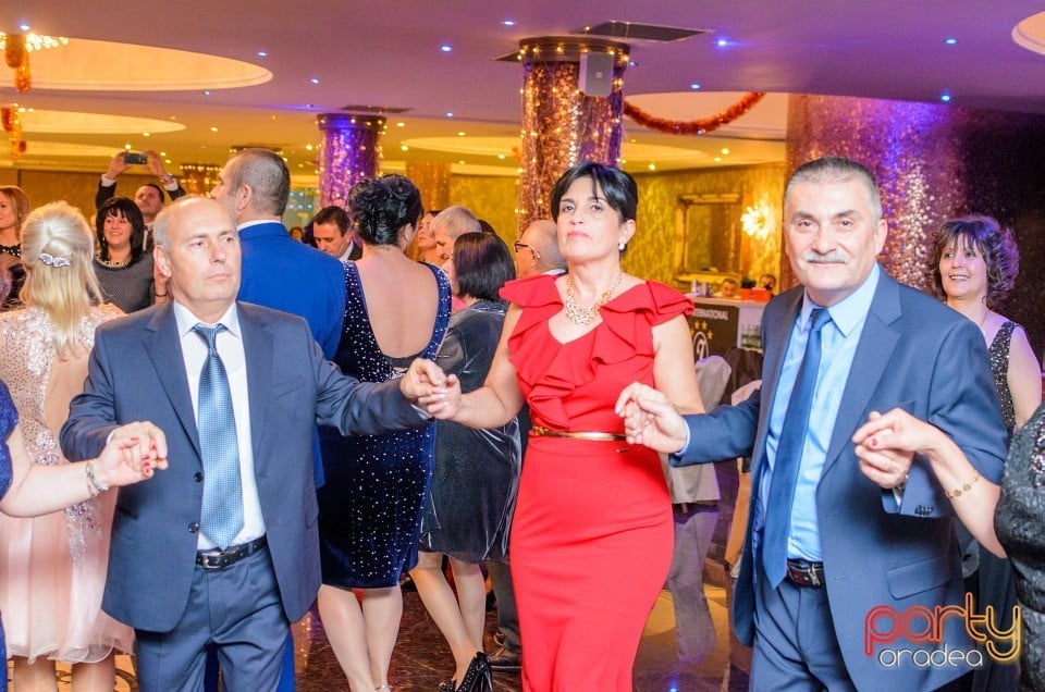 Revelion la Hotel Internaţional, Hotel Internaţional