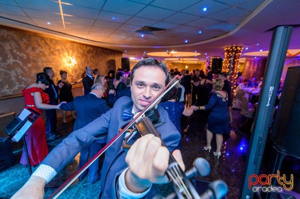 Revelion la Hotel Internaţional, Hotel Internaţional