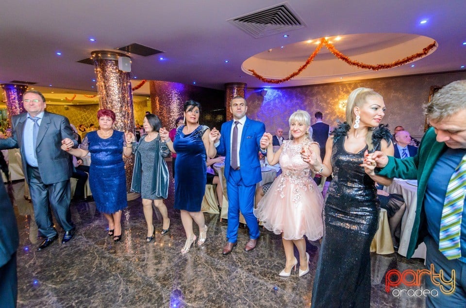 Revelion la Hotel Internaţional, Hotel Internaţional