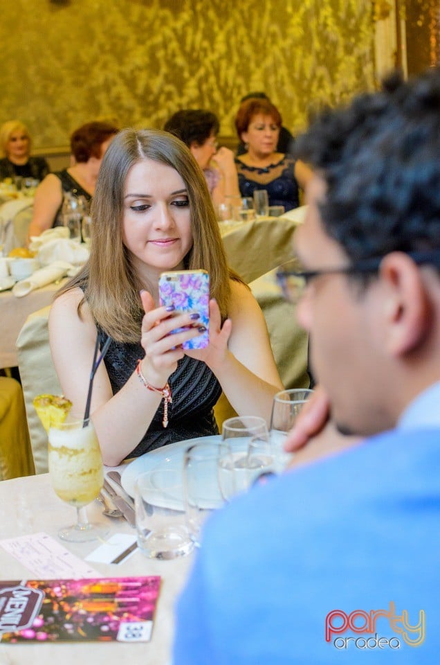 Revelion la Hotel Internaţional, Hotel Internaţional