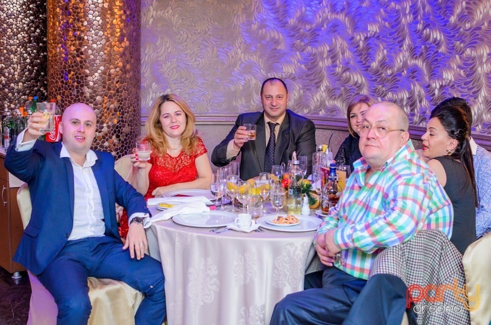 Revelion la Hotel Internaţional, Hotel Internaţional