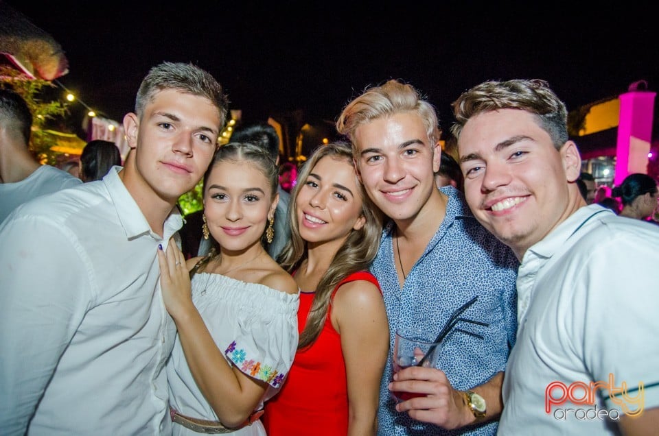 Rivo Summer Club - Maestros del Ritmo, Hanul Pescarilor