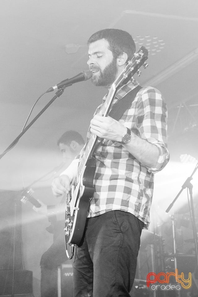 Robin and the Backstabbers, Green Pub