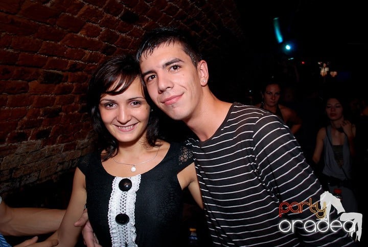 S-a sunat clopoţelul în Escape, 