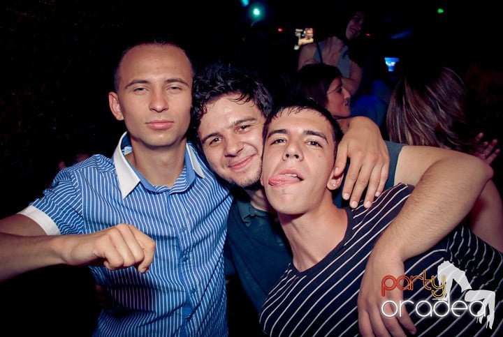 S-a sunat clopoţelul în Escape, 