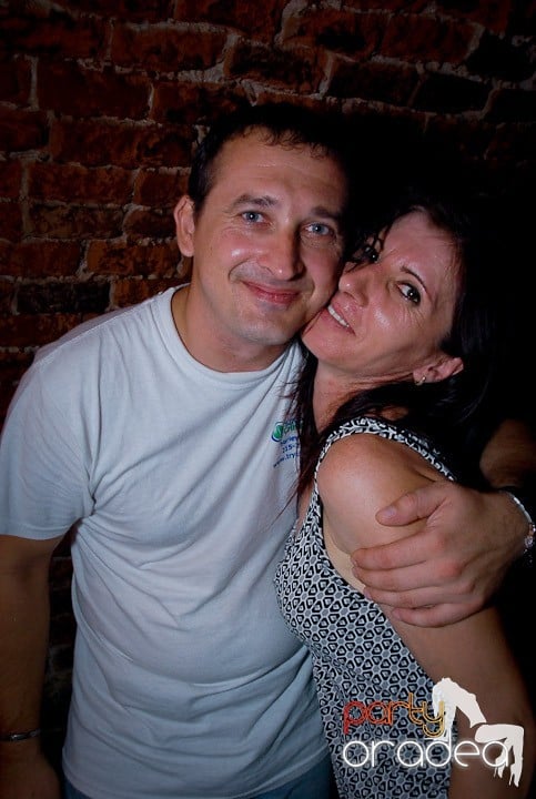 S-a sunat clopoţelul în Escape, 