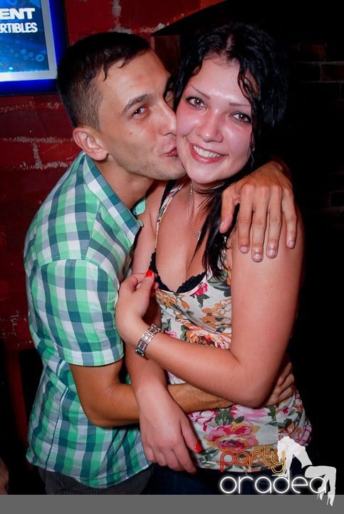 S-a sunat clopoţelul în Escape, 