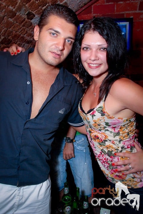 S-a sunat clopoţelul în Escape, 