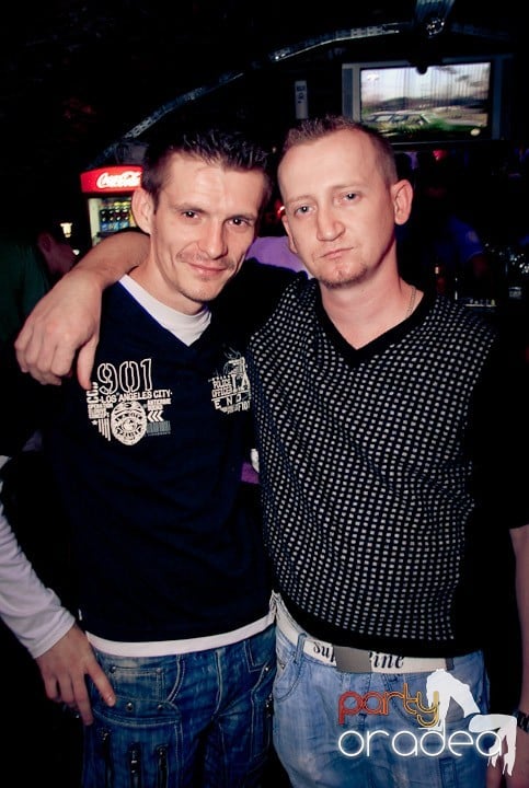 S-a sunat clopoţelul în Escape, 