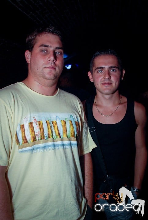 S-a sunat clopoţelul în Escape, 