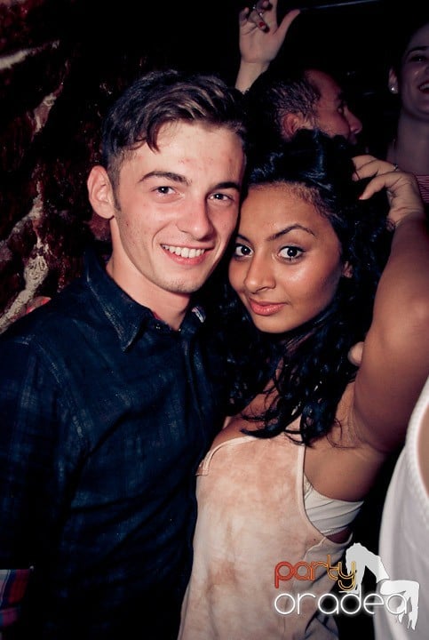 S-a sunat clopoţelul în Escape, 