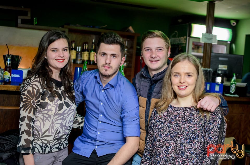 Saturday Night Party, Green Pub