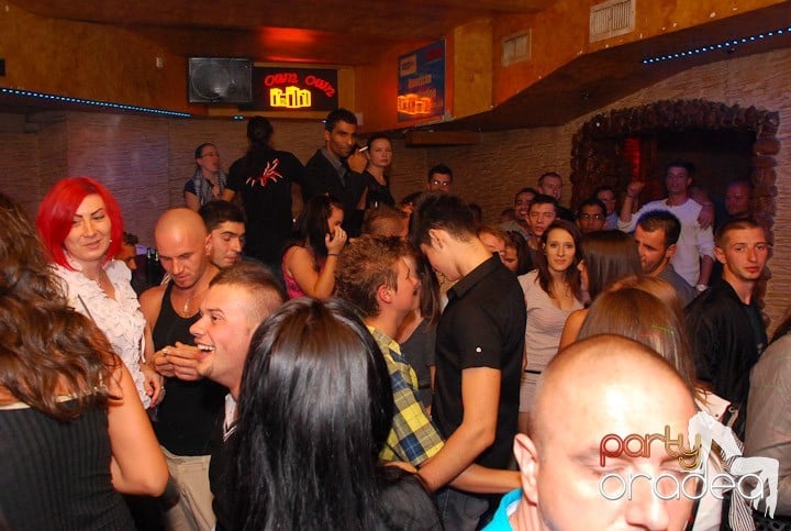 Sâmbătă distracţia continuă în Downtown, 