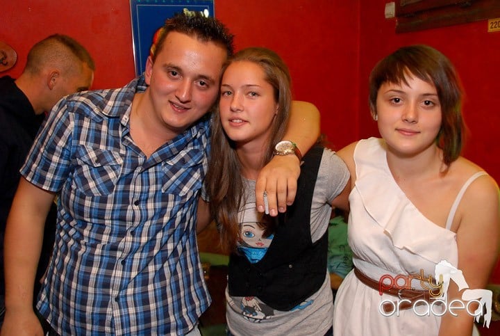 Sâmbătă distracţia continuă în Downtown, 