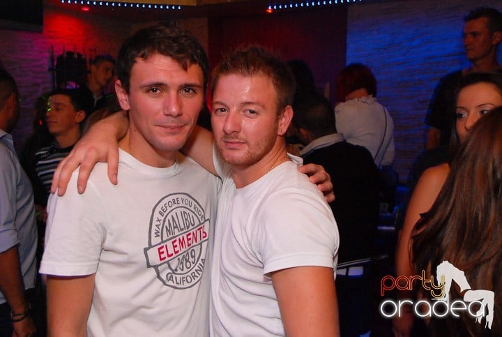 Sâmbătă distracţia continuă în Downtown, 