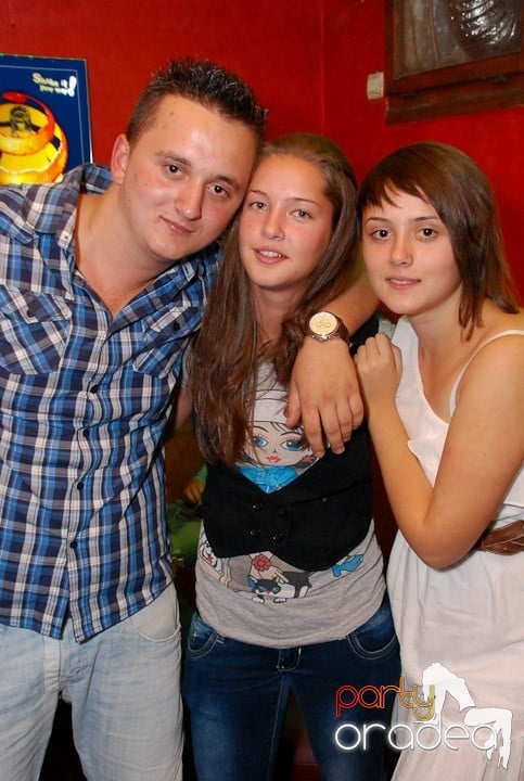 Sâmbătă distracţia continuă în Downtown, 