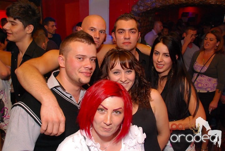 Sâmbătă distracţia continuă în Downtown, 