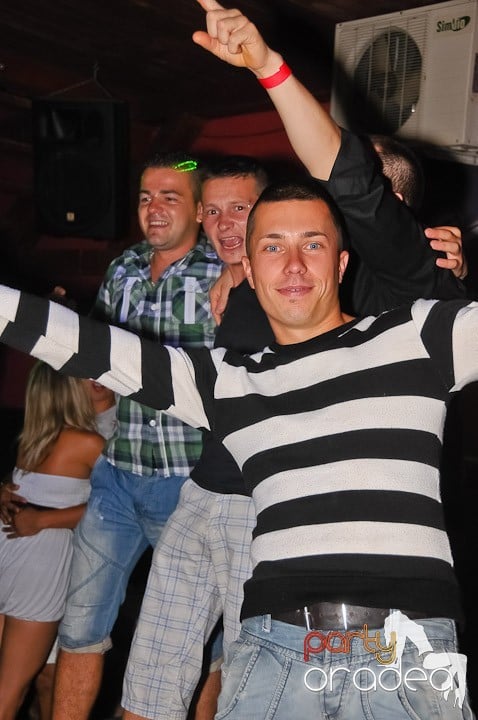 Sâmbătă în Disco Faház, 