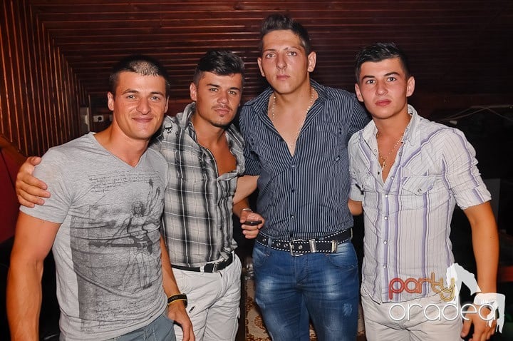 Sâmbătă în Disco Faház, 