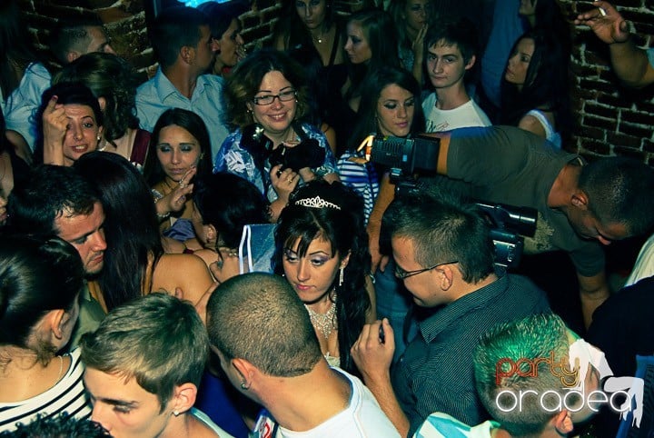 Sâmbătă în Escape, 