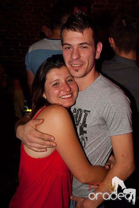 Sâmbătă în Escape, 