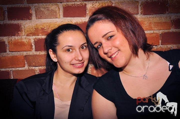 Sâmbăta începe cu Club Escape, 