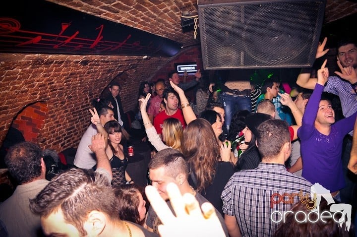 Sâmbăta începe cu Club Escape, 