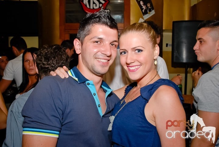 Sâmbătă începe distracţia în Yellow Submarine, 