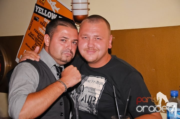 Sâmbătă începe distracţia în Yellow Submarine, 