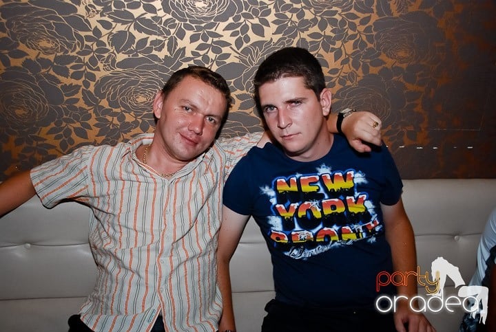 Sâmbătă noapte în Club Rio, 