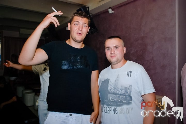 Sâmbătă noapte în Club Rio, 