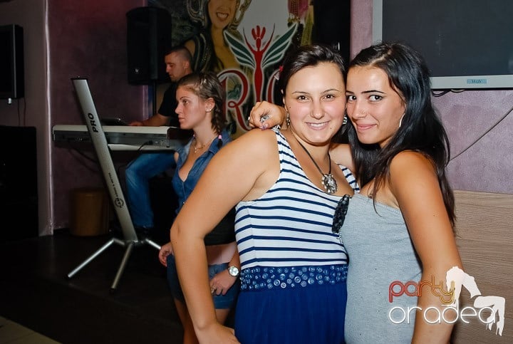 Sâmbătă noapte în Club Rio, 