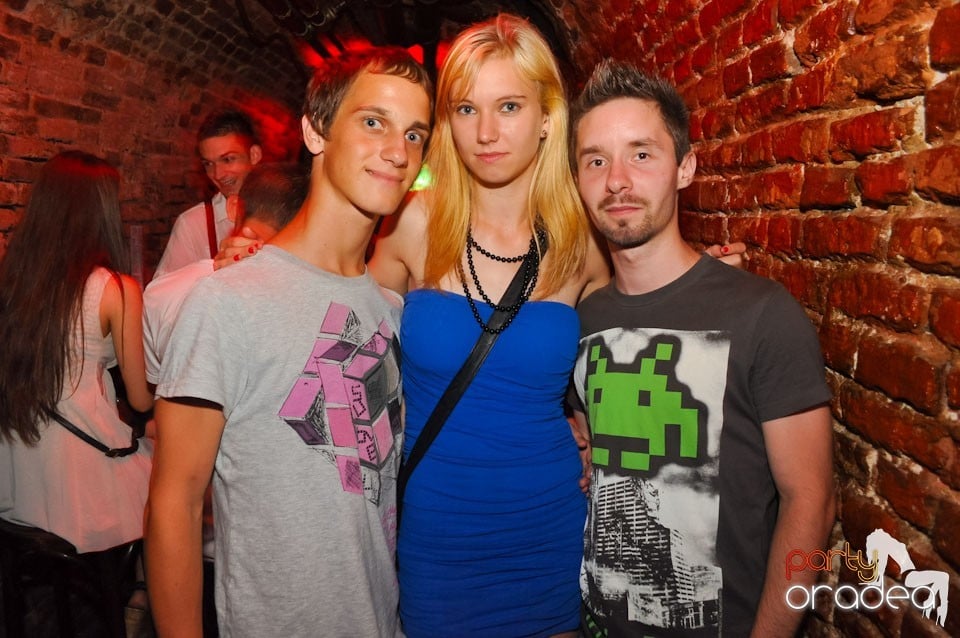 Sâmbătă noaptea @ Club Escape, 