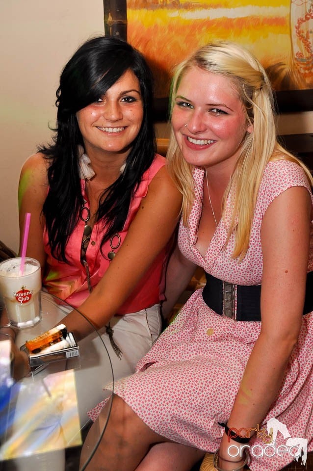 Sâmbătă noaptea e party în Zulu, Zulu Caffe