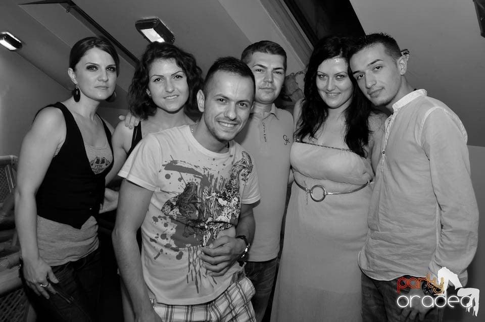 Sâmbătă noaptea e party în Zulu, Zulu Caffe