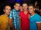 Sâmbătă noaptea în Club Escape