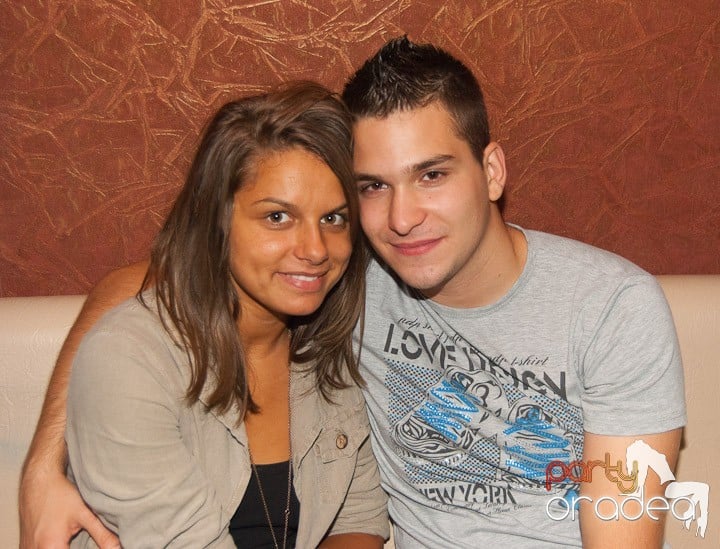 Sâmbătă noaptea în Club Seven, 