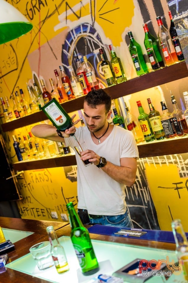 Sâmbătă noaptea în Juice, Juice