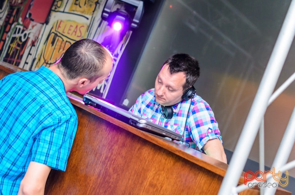 Sâmbătă noaptea în Juice, Juice