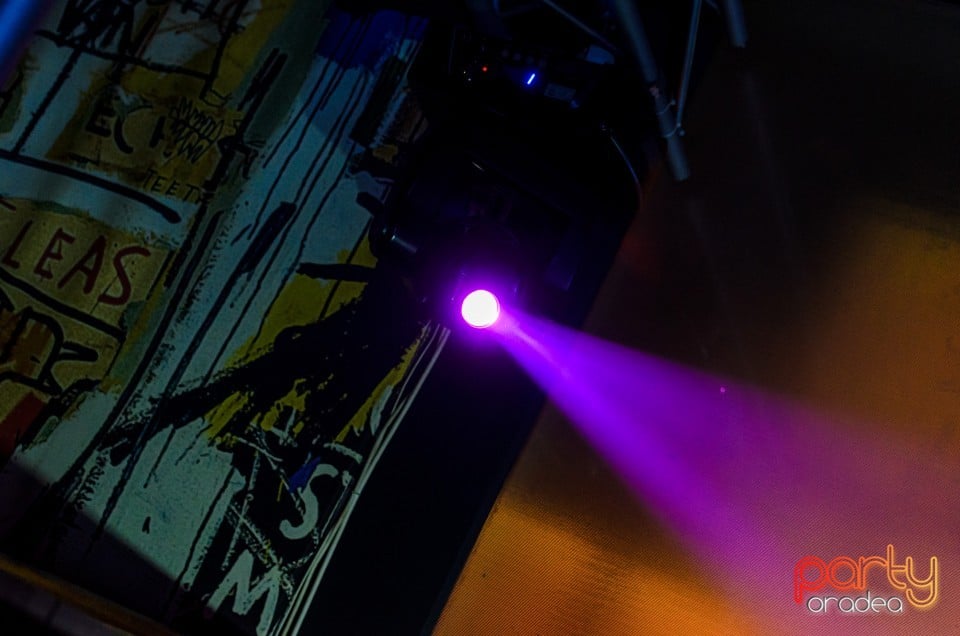 Sâmbătă noaptea în Juice, Juice