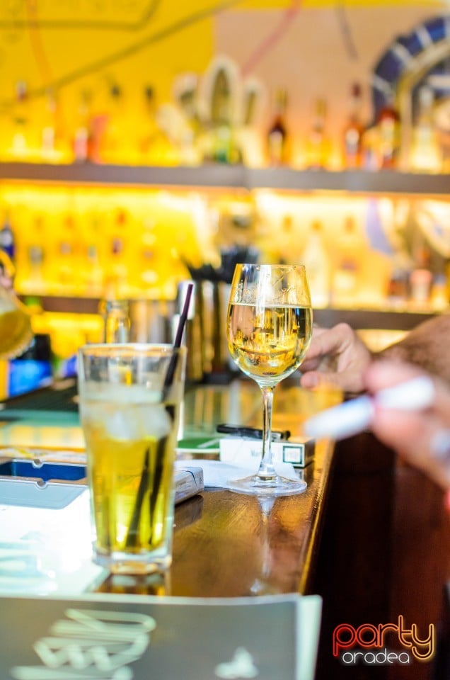 Sâmbătă noaptea în Juice, Juice