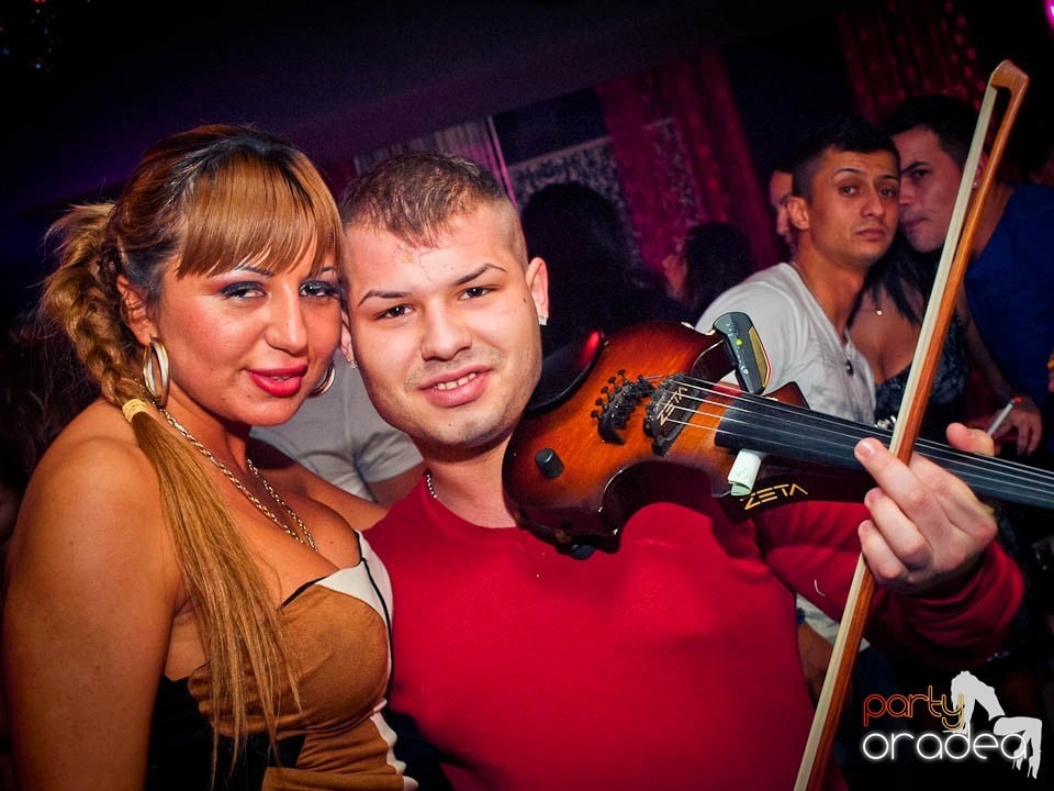 Sâmbătă petrecem cu Blaga de la Oradea, 