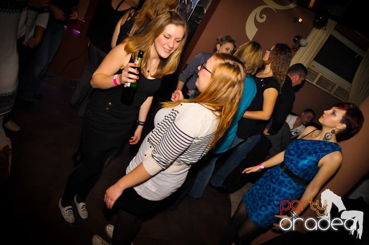 Sâmbătă seara în Chanson, 