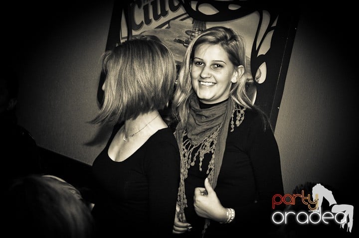 Sâmbătă seara în Chanson, 