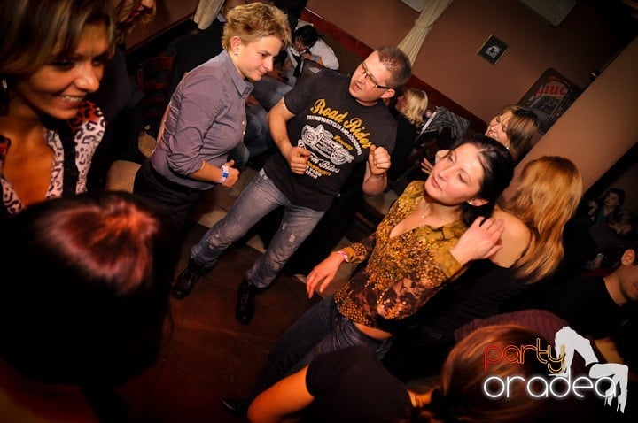 Sâmbătă seara în Chanson, 